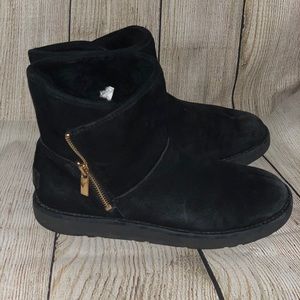 UGG Kip Ankle NERO